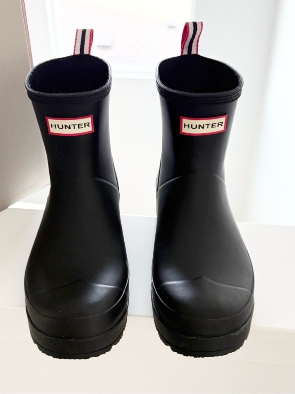 HUNTER Original Play Waterproof Rain Bootie 
in Black 
Women’s Size 9